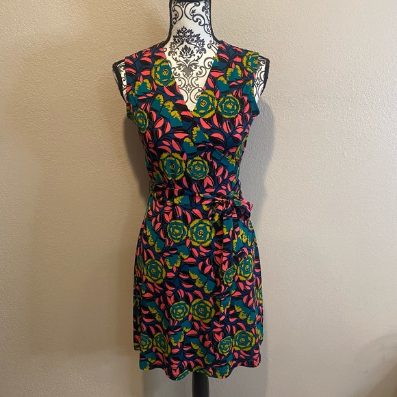 Leota Dresses & Skirts - Leota Wrap Dress